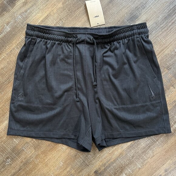 Nike Yoga Shorts Size Large Mens Black Dri Fit 5" Unlined Training $65